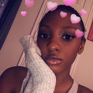 Meet your Posher, Jordyn